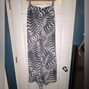 Psychedelic black and white BEBE abstract Palazzo pants size Xs